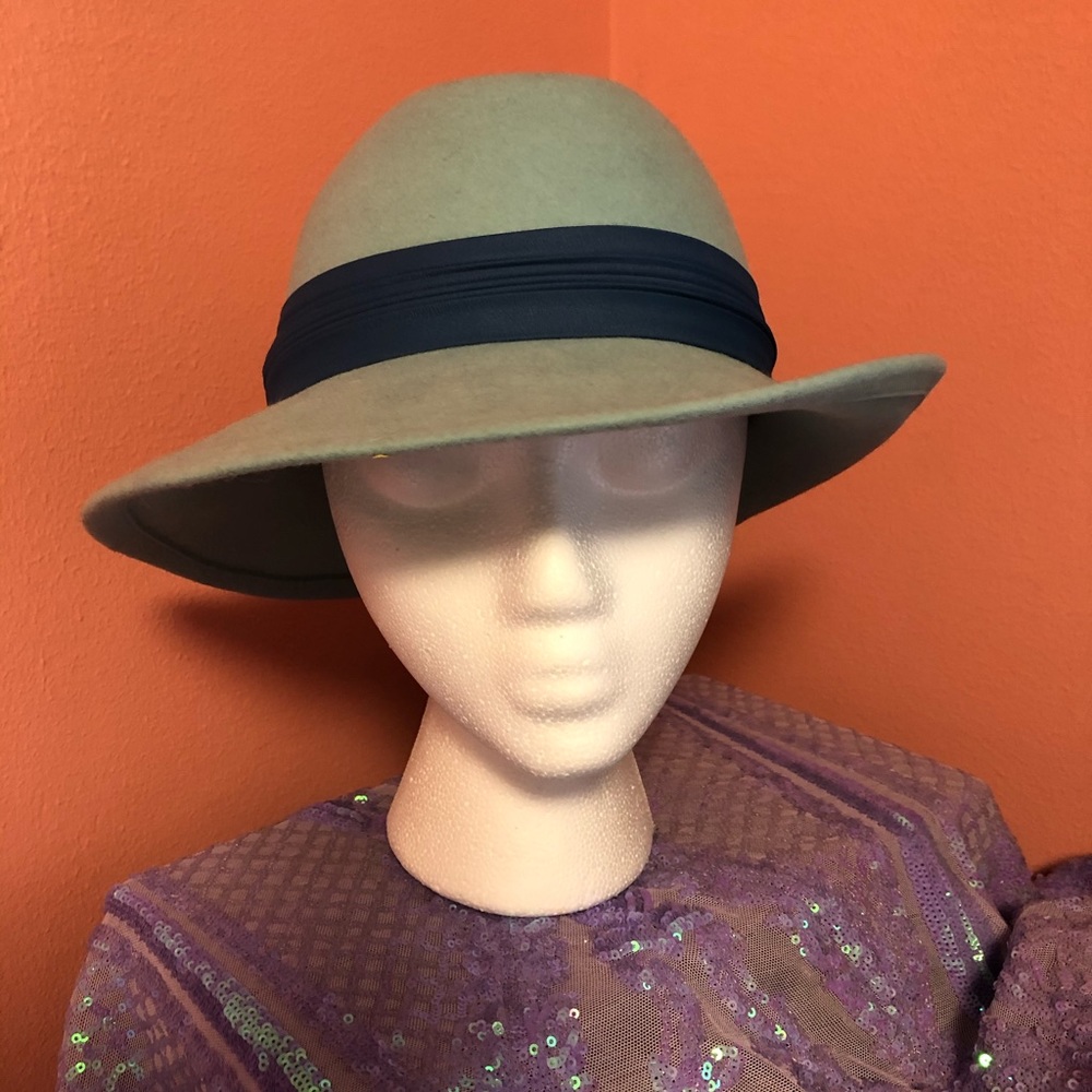 Vintage Baby Blue Hat